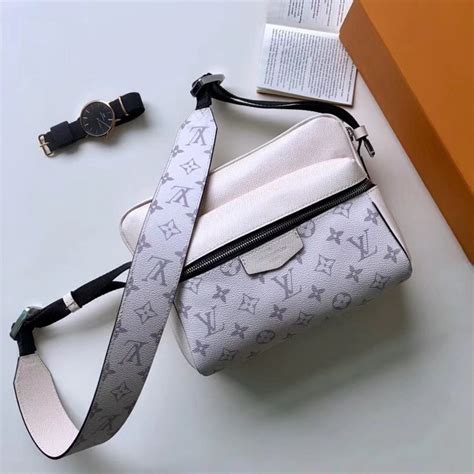 louis vuitton messenger pm 2018|Louis Vuitton Messenger bag white.